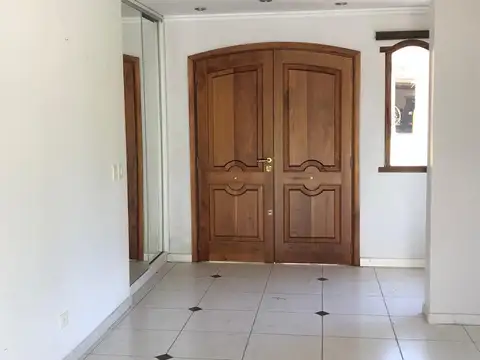 Casa en Venta en Buenos Aires Golf, USD 1.320.000