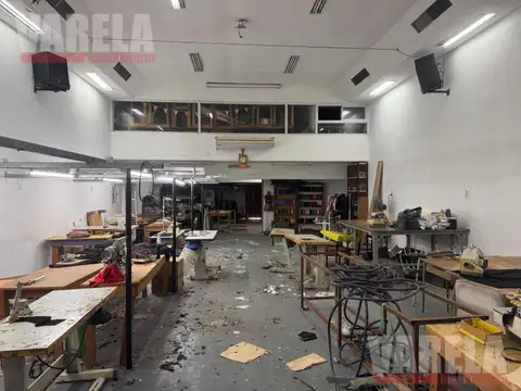 Local en Venta 50 años