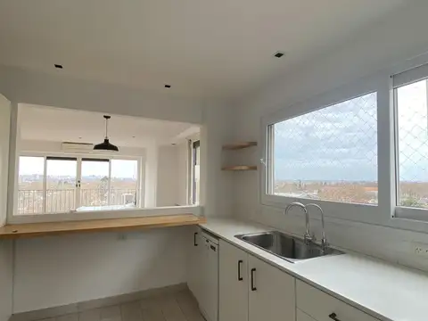 Departamento en Alquiler con 1 cocheras