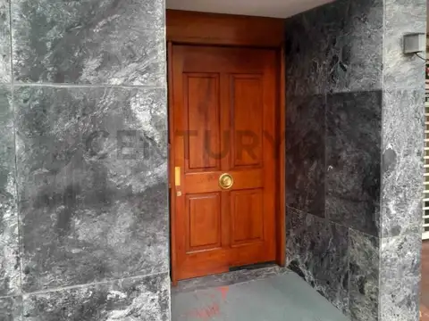 Leonidas Aguirre 100, Piso 0