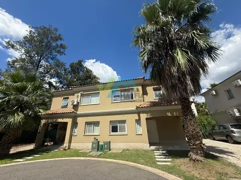 Casa Dúplex  en Venta en Boulevard del Sol, Pilar, G.B.A. Zona Norte