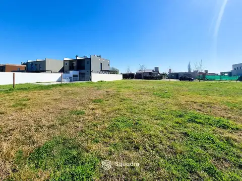 Garrone y Pte Perón 1