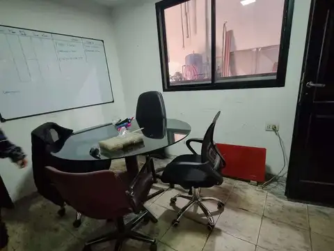 Galpon en Venta en Lanus Oeste, USD 120.000