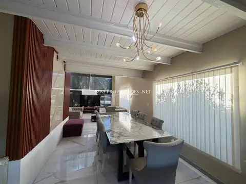 Casa en Venta al Este