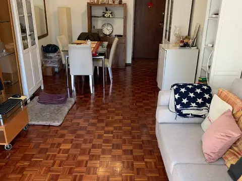 M Ugarte 2300, Piso 4