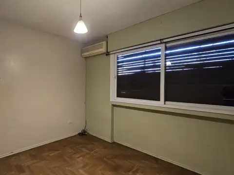 Depto Tipo Casa en Alquiler en José León Suárez, $ 950.000