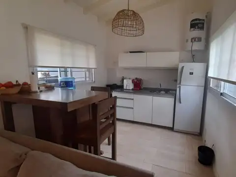 Casa 3 ambientes con 2 baños