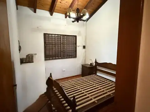 Casa 3 ambientes con 1 baño