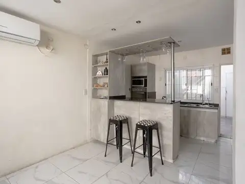 Depto Tipo Casa en Venta en Villa Santa Rita, USD 170.000