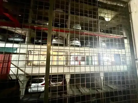 Cochera en venta - 15mts2 - Palermo Chico