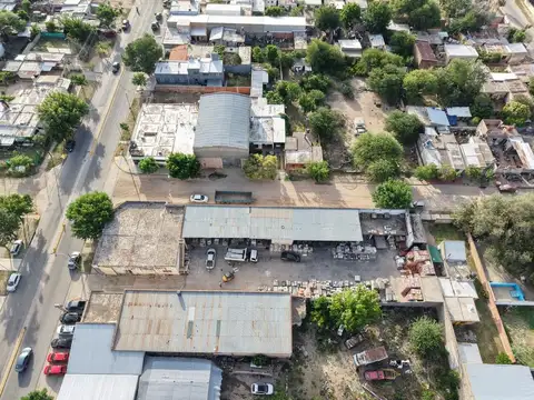 Galpon en Venta 20  mts Frente