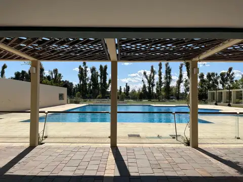 Terreno / Lote en venta de 802m2 ubicado en Haras Santa María