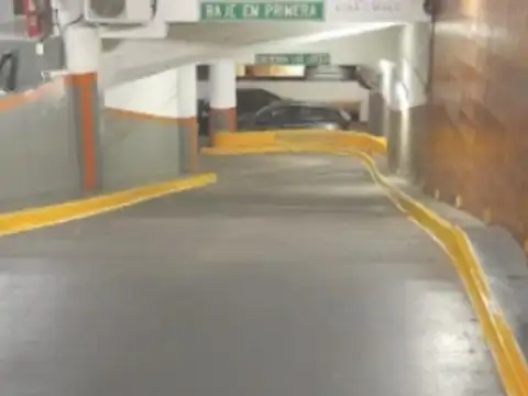 Cochera En Venta Lima 100 Obelisco Cerca Av. 9 De Julio Av.