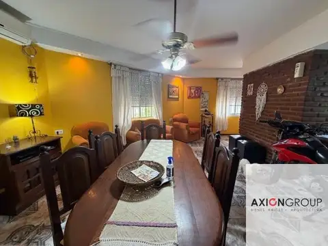 Casa 4 ambientes con 1 baño