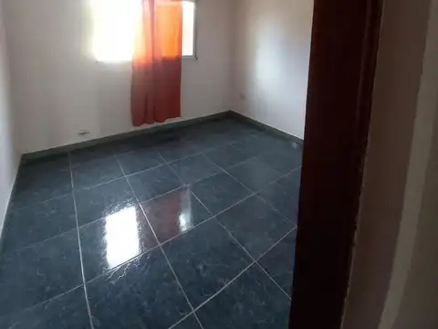 Casa en Venta en Villa Parque Sicardi, USD 80.000