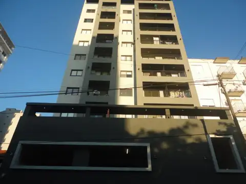 Departamento - Venta - Argentina, Caseros - Alicia Moreau de Justo 2900