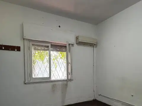 Casa en Alquiler con 1 cochera