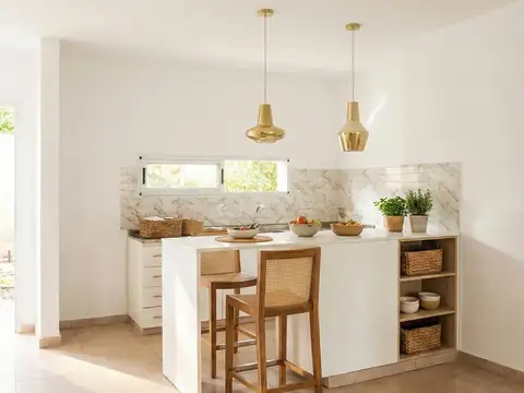 Casa 4 ambientes con 3 baños
