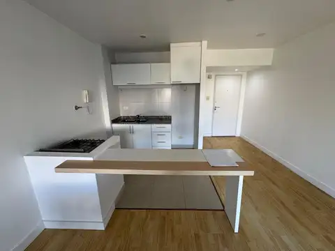 Departamento en Alquiler en Colegiales, $ 600.000