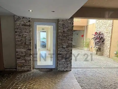 Departamento en Venta con 1 cochera