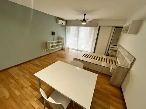 Departamento en Alquiler en Republica De La Sexta, $ 330.000