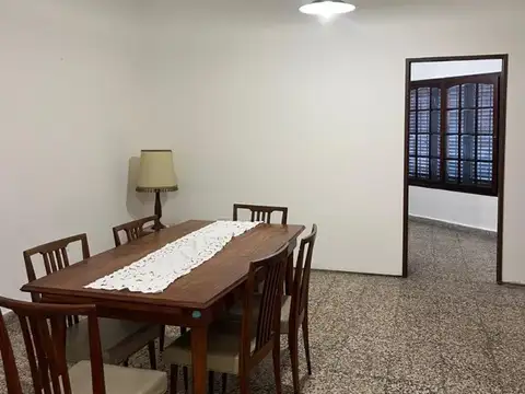 Departamento en Alquiler en Campana, $ 650.000