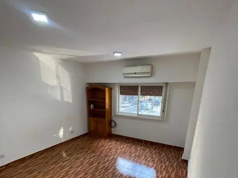 Sanabria 2000, Piso 1