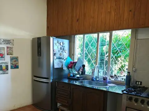 Chalet 6 ambientes en Castelar Norte