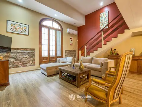 VENTA | PERMUTA - Casa 3 Dormitorios, patio y terraza - Pichincha, Rosario.