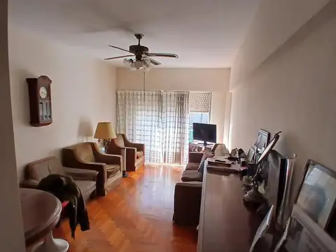 Departamento 4 ambientes con 2 baños