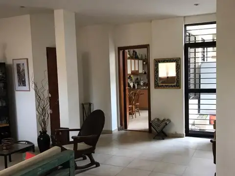 Casa en Venta - 3 Dormitorios 2 Baños - 400mts - Nuñez
