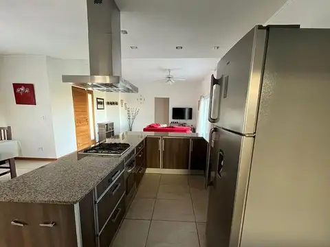 Casa en Alquiler al Noreste