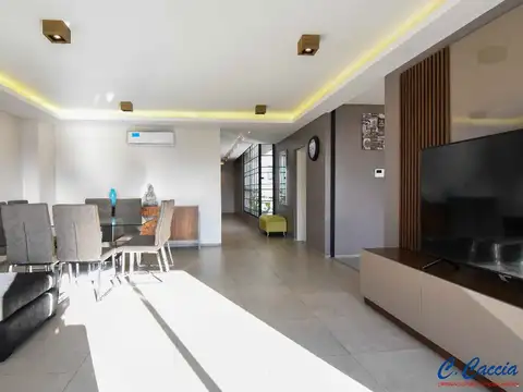 Departamento en Venta en Flores, USD 385.000