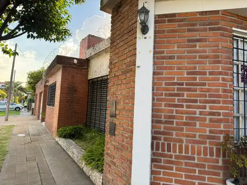 Coronel Toscano 900