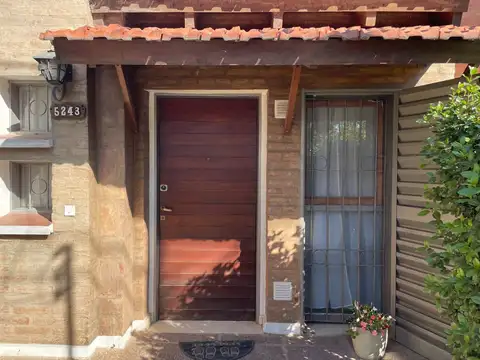 Depto Tipo Casa en Venta de 2 dormitorios