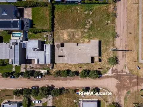 VENTA CASA A TERMINAR BO. SAN IGNACIO