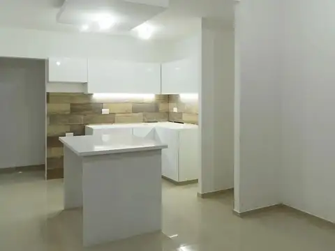 Depto Tipo Casa en Venta en Ramos Mejía, USD 159.950