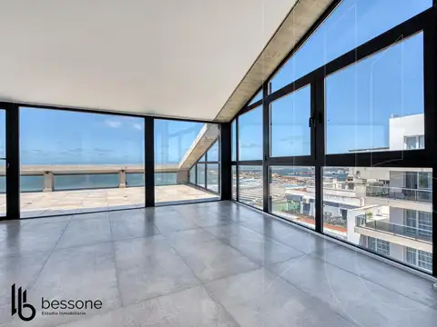 3 AMBIENTES VISTA AL MAR PLAYA GRANDE