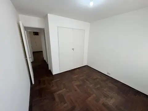 Departamento en Venta en Nueva Córdoba  2 Dormitorios  Patio  Apto Crédito