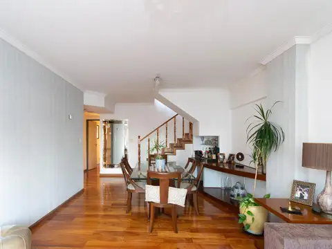 Departamento 5 ambientes con 5 baños