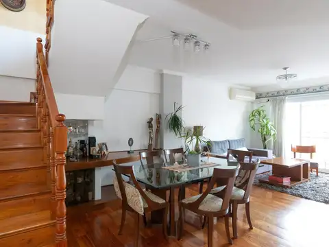 Departamento en Venta con 2 cocheras