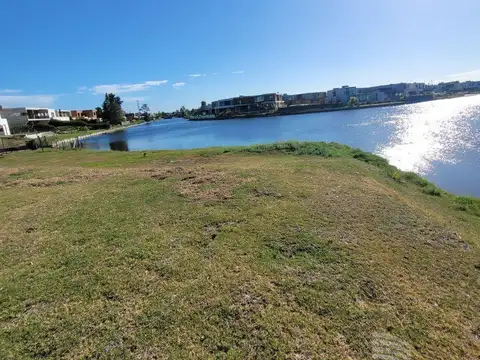 Terreno en Laguna Grande