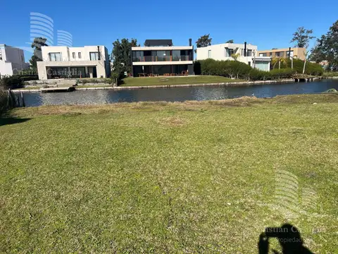 Terreno en Venta 17  mts Frente
