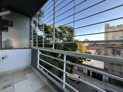 Departamento en Alquiler en Luis Agote, $ 490.000