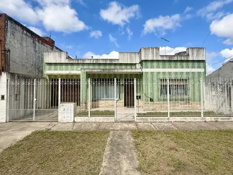 Casa americana 3 ambientes.