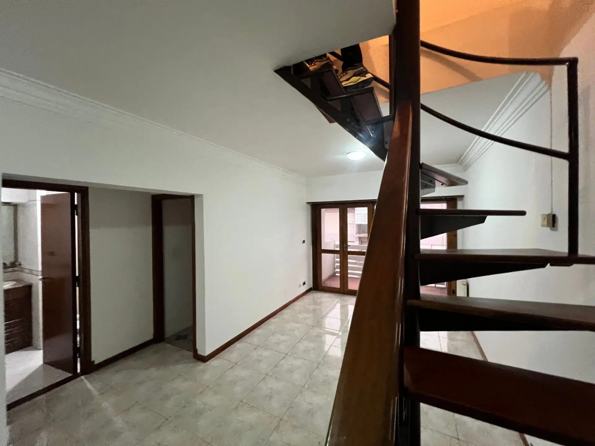 Depto 3 amb, 80m² con terraza propia — Acha 325