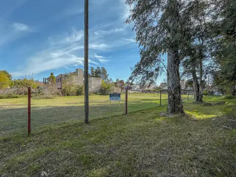 Terreno en Venta 28  mts Fondo