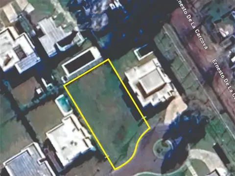 Venta Lote Pilar del Este B° Santa Emilia-lote int