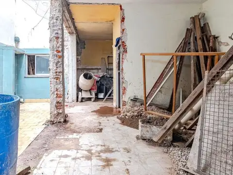 Casa 4 ambientes con 1 baño