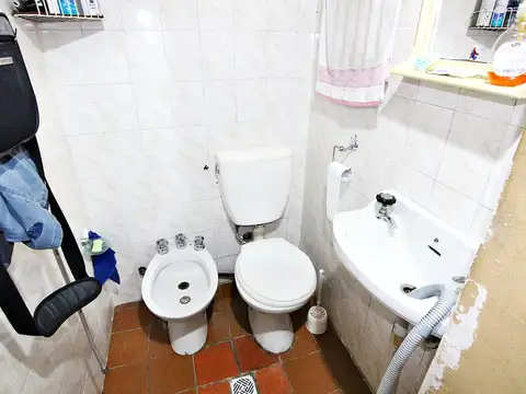 Depto Tipo Casa en Venta 50 años